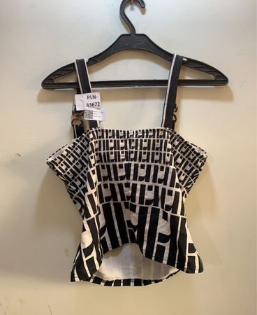 Black and White Geometric Pattern Top