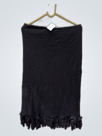 Miwahong Black Ruffled Mini Skirt