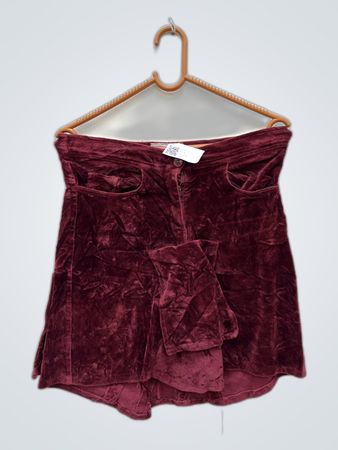 B&L Velvet Top