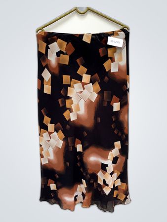 Skirt with Brown and Gold Pattern