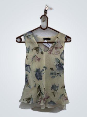 Thé à la Menthe Executive Floral Sleeveless Blouse