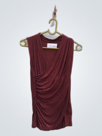 Red Sleeveless Top