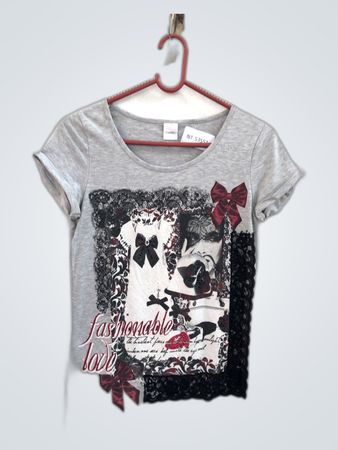 Canafedu Fashionable Love Gray T-Shirt