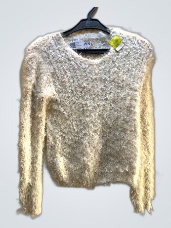 Harper Canyon Fuzzy White Sweater