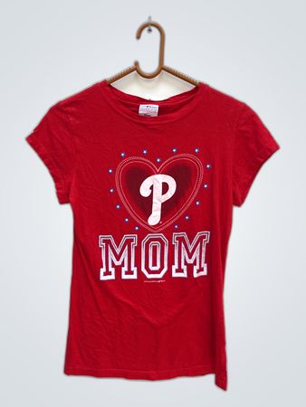Philadelphia Phillies MOM T-Shirt