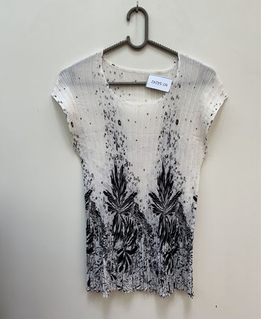 White and Black Floral Blouse