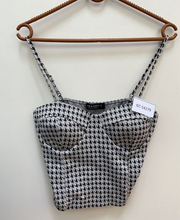 Liz & Sara Black and White Houndstooth Top