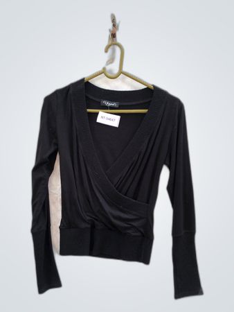 Yess Women's Black Long-Sleeve Top