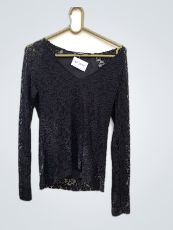 KeropAhI Lace Top