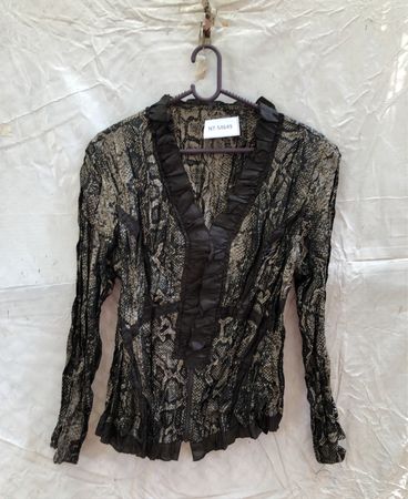 Blouse with Snakeskin Pattern