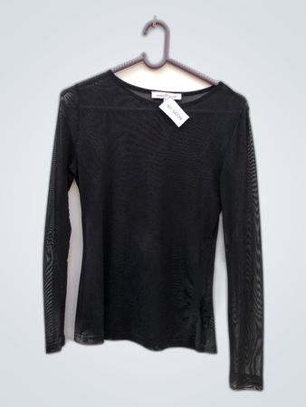 Black Long-Sleeve Top