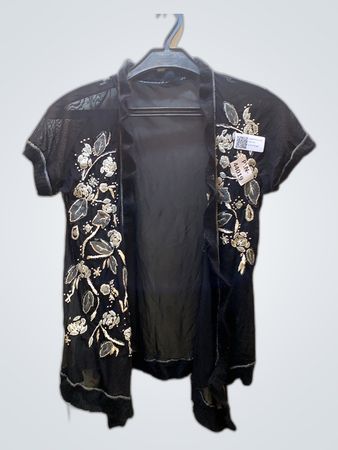 Black Floral Embroidered Kimono