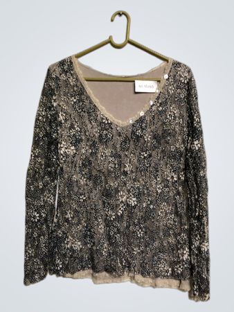 Blouse with Floral Pattern