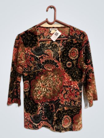 Blouse with Floral Pattern