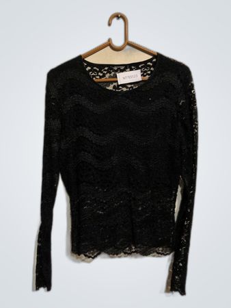 Black Lace Long-Sleeve Top