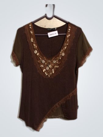 VANGO Brown Embroidered Top