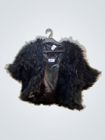 Avant by Premiere Black Faux Fur Shrug Jacket