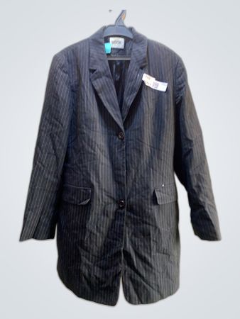 Look Men's Gray Pinstripe Blazer