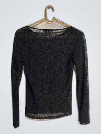 ITOU Black Long Sleeve Lace Top