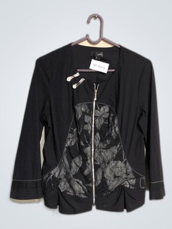 JusTe Women's Black Floral Jacket