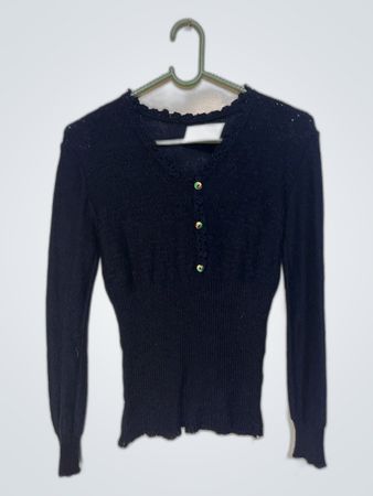 Black Long-Sleeve Knit Top