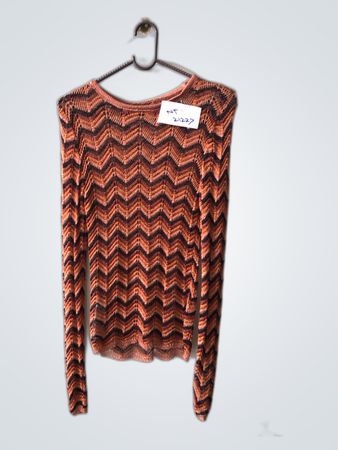 Long-Sleeve Chevron Knit Top