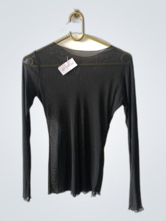 Black Long-Sleeve Top