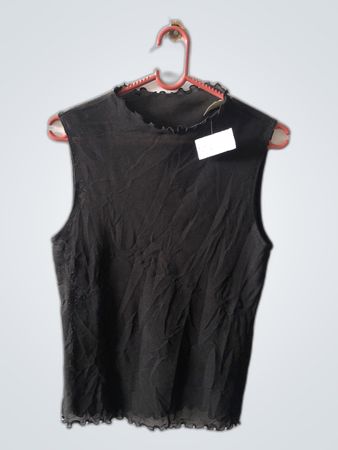 Black Sleeveless Top
