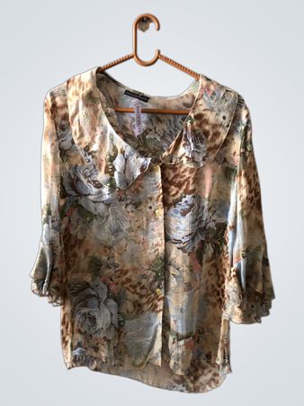 Chloe Floral Ruffled Blouse