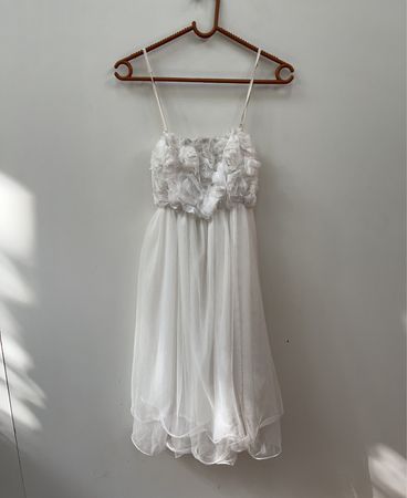 Casa de Vestir White Lace Mini Dress