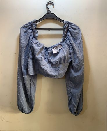 Blaue strukturierte Bluse
