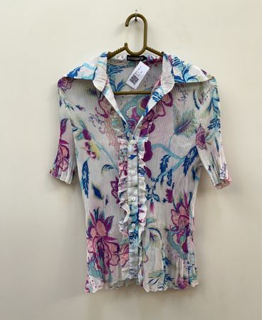 Miss Earth Floral Blouse