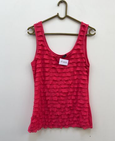Amisu Red Ruffled Tank Top
