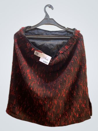 Rot und schwarz gemustertes Top
