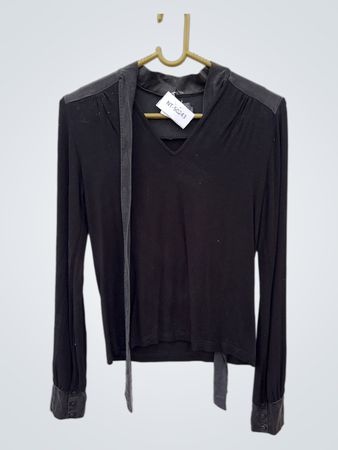 Einfaches Langarmshirt