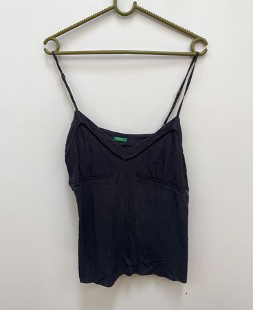 Schwarzes Trägershirt