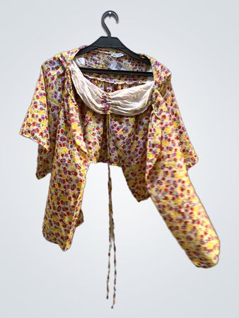Bershka Floral Print Cropped Blouse