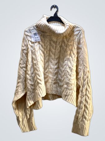 Cremfarbener Cable Knit Pullover