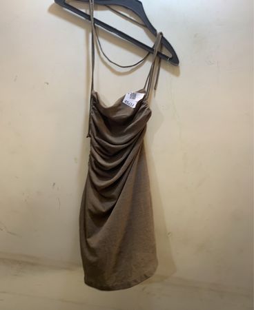 Faith Vintage Rüschen-Mini-Kleid