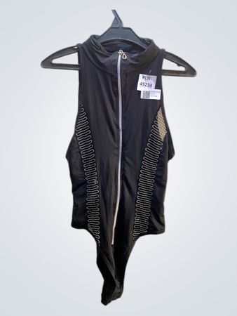 Schwarzer ärmelloser Body