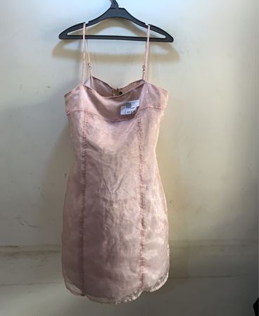 Rosa Satin Kleid