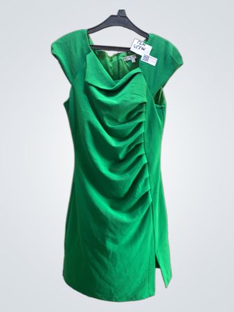 Grünes Kleid