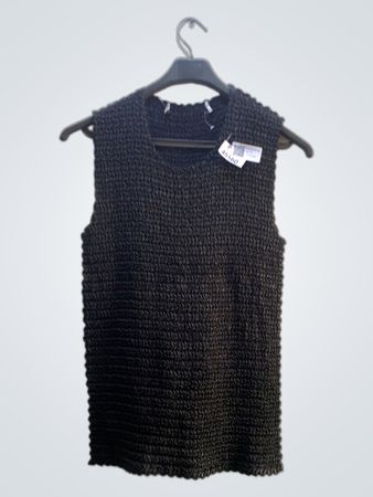 Schwarzes Häkelkleid