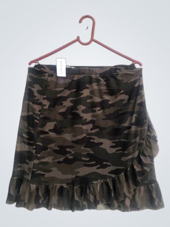 Name It Camouflage Rüschenshirt