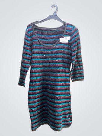 Gestreiftes Strickkleid