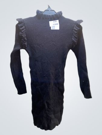 Schwarzes geripptes Kleid mit Rüschen