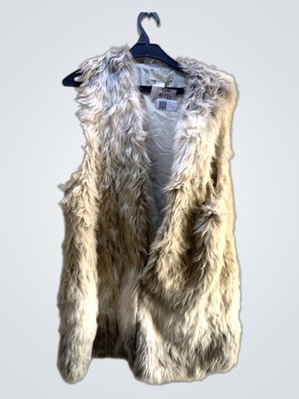 H&M Kunstpelzweste