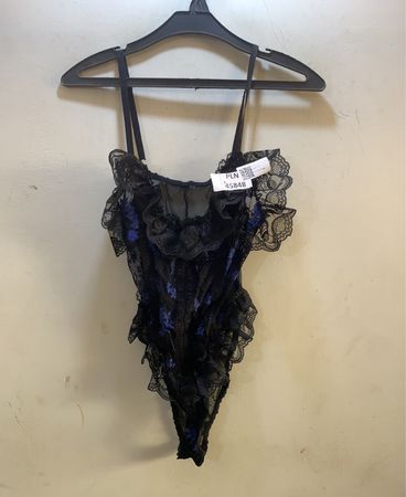 FaithVintage Schwarzer Spitzenbody
