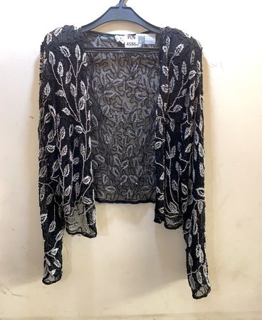 Schwarzer Perlenblattmuster-Cardigan
