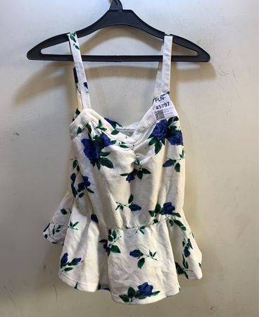 Weiße Blumen-Cami mit blauen Rosen